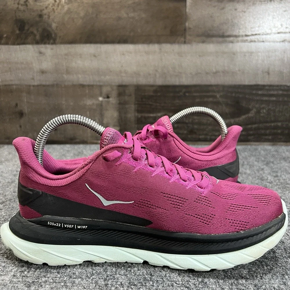 Hoka One One **this item